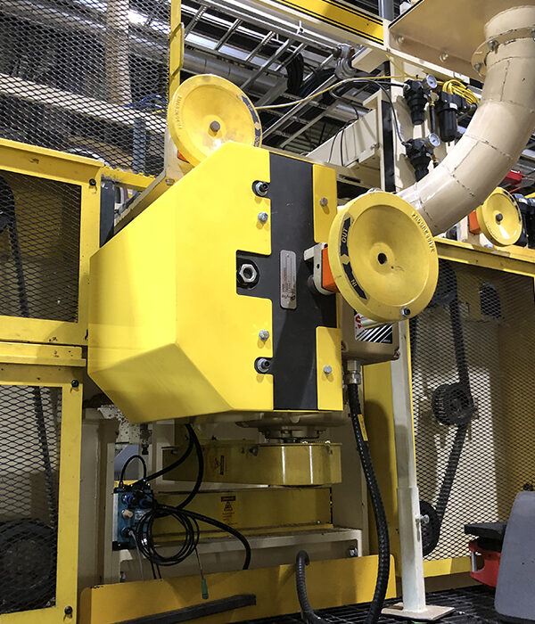 Ajout d’un système motorisé pour déplacer des têtes de moulurières sur une machine existante