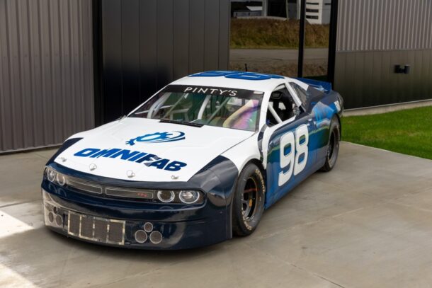 Nouvelles couleurs pour le NASCAR Omnifab!