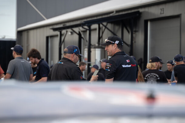 Omnifab soutient Louis-Philippe Dumoulin pour une nouvelle saison de NASCAR