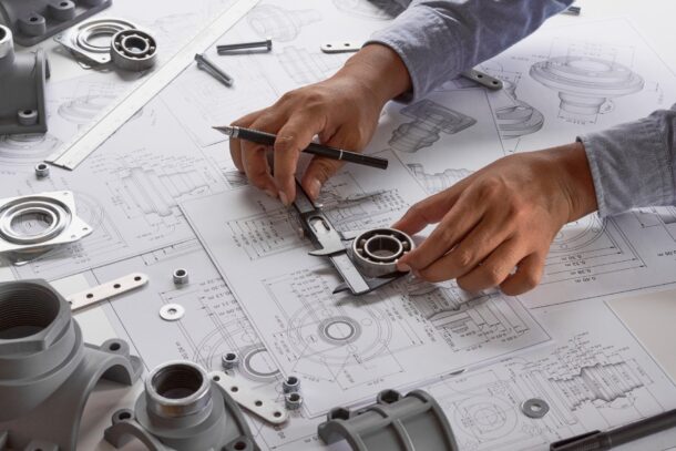 Qu'est-ce qu'un dessin industriel et à quoi sert-il?
